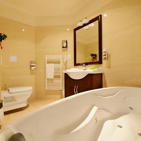 Europa Hotel 4*